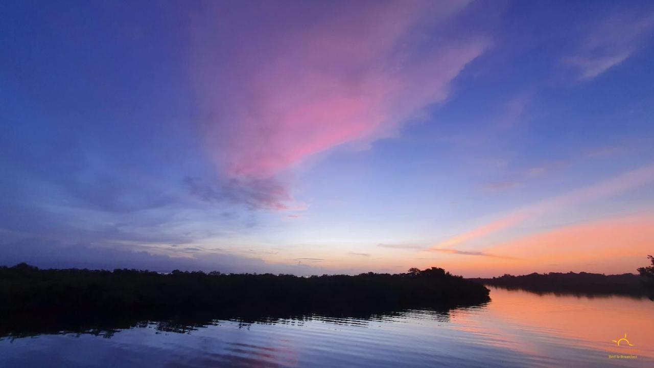 The Sunsetter Bed & Breakfast Bocas del Toro Exterior photo